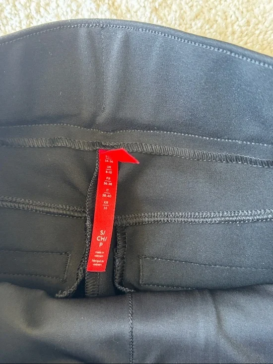 Spanx High-Waist Black Flared Dress Pants - Picture 5 of 9